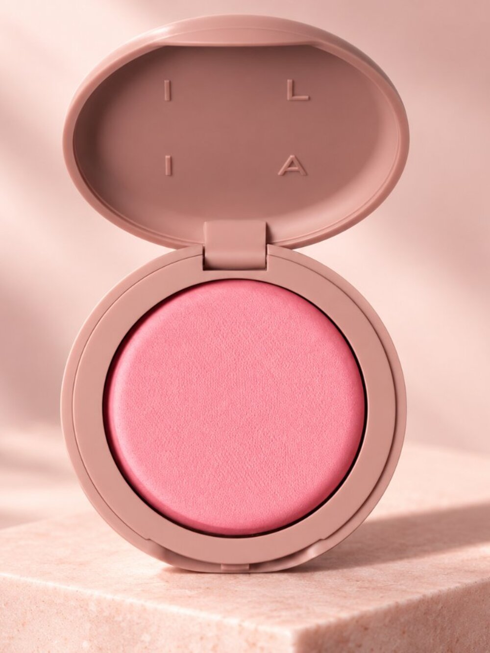 MSRP $36 | ILIA Soft Focus Blurring Blush – Closer – Full Size 0.15 oz – NIB